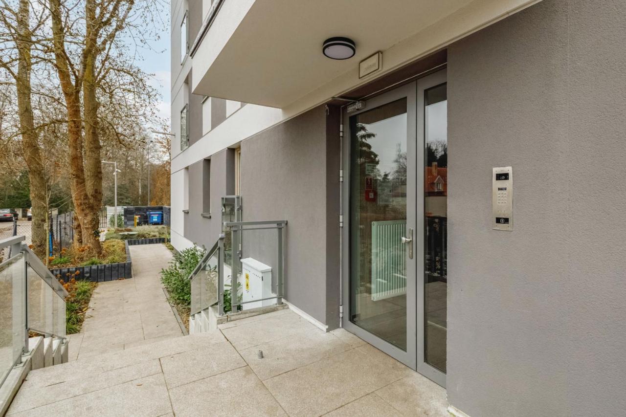 Green Square Apartment With Balcony Swinoujscie By Noclegi Renters Exterior photo